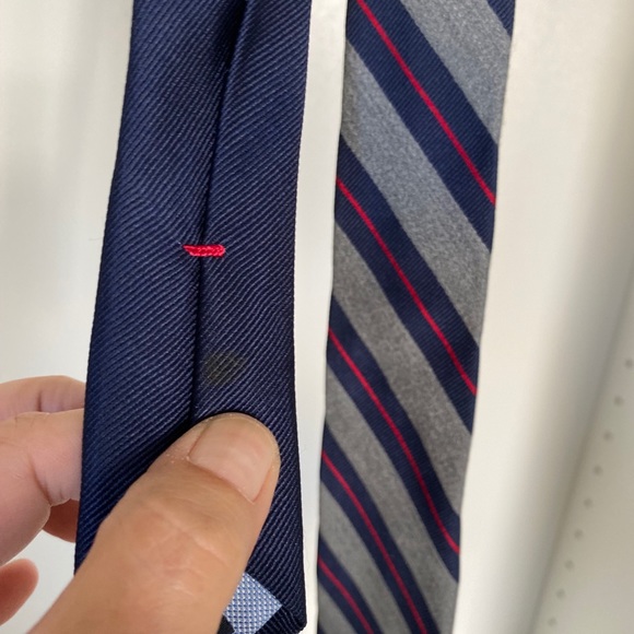 Silk Tommy Hilfiger Tie - Picture 5 of 5